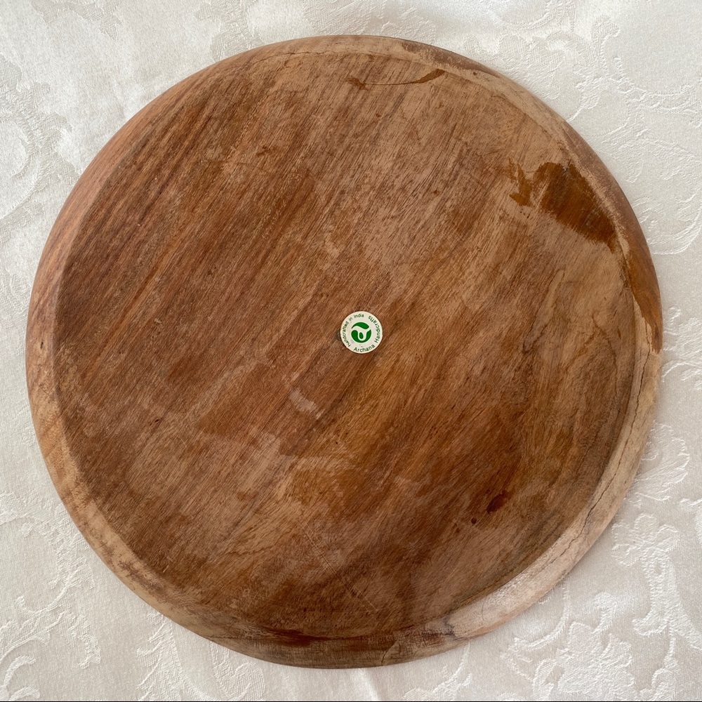 Vintage Wooden Plate with Handcrafted Carved Flower Patterns Archana - Picture 7 of 11